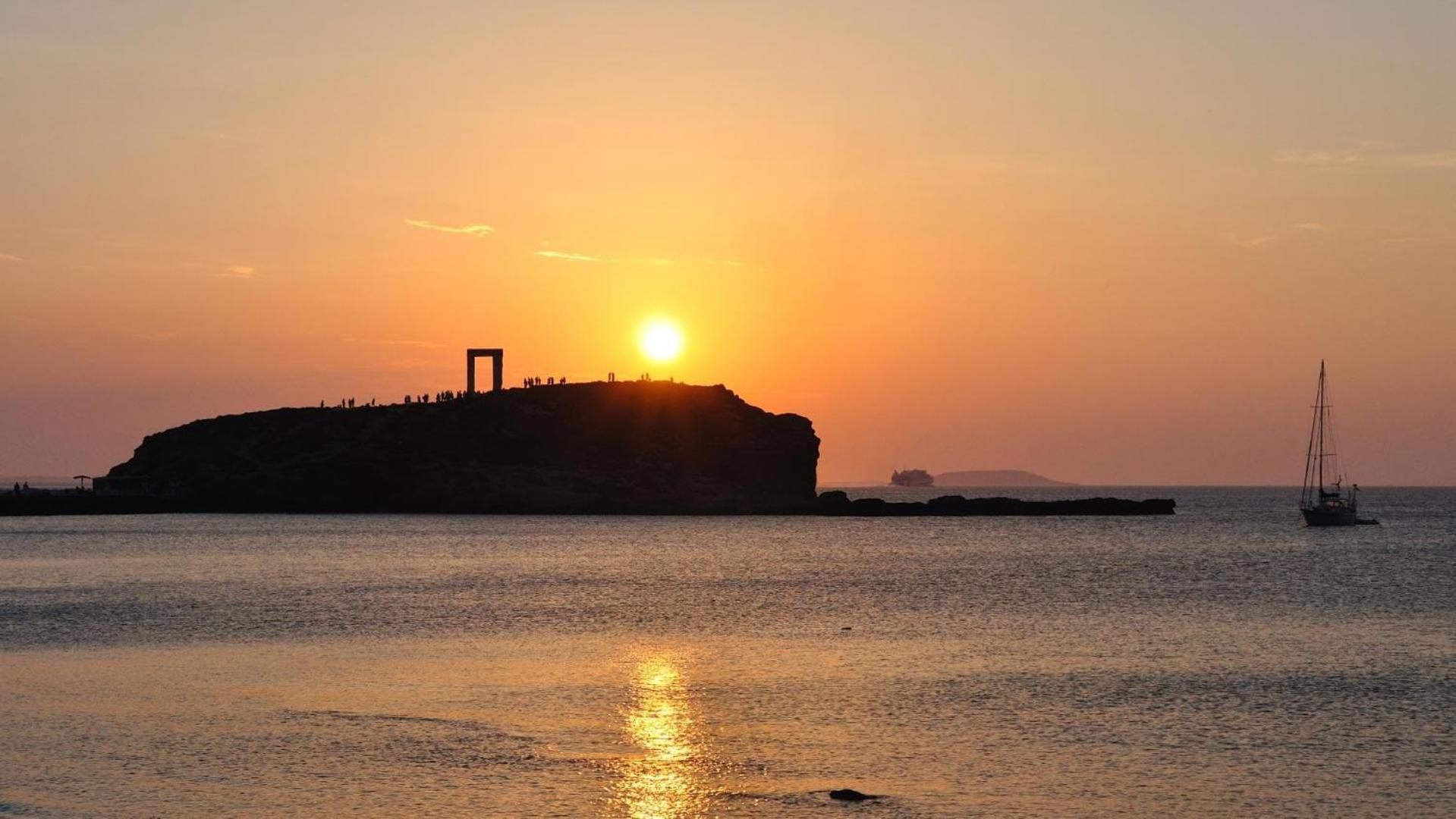 Naxos City Legato Spa Suites מראה חיצוני תמונה